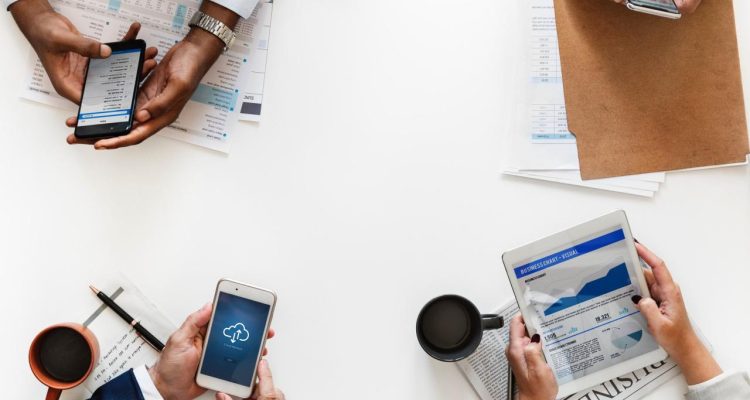 The Role of Technology in Gadget Marketing and Selling Redefines Consumer Experience