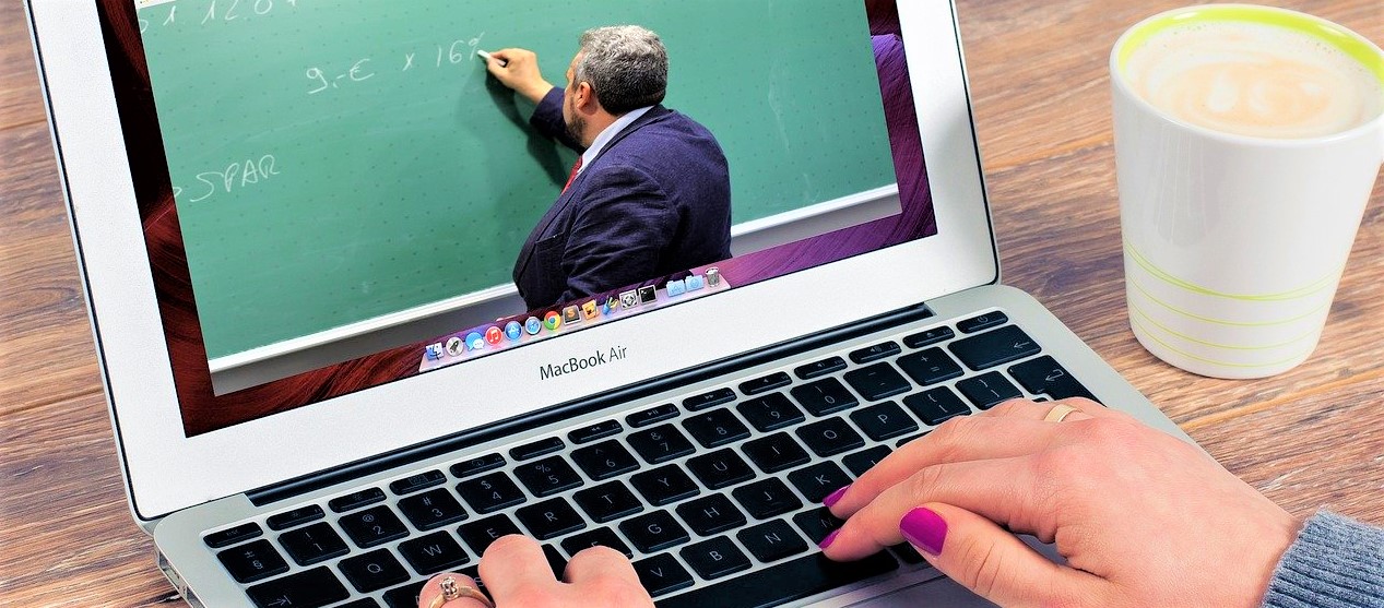RIED: New Call for Papers: Assessing Online Education and Digitizing ... Online Sales Strategies for Accessories That Work